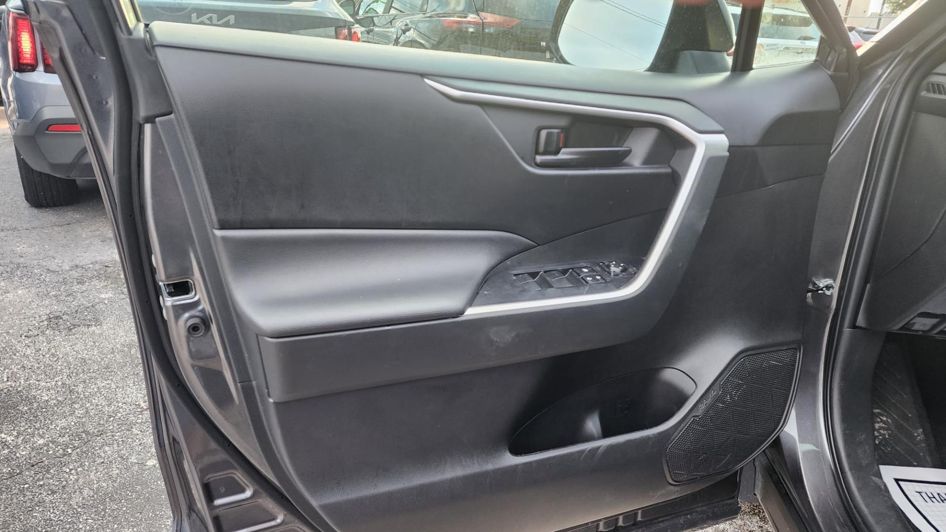 2023 Gray /GRAY Toyota RAV4 (2T3F1RFV0PC) , located at 1842 Wirt Road, Houston, TX, 77055, (713) 973-3903, 29.805330, -95.484787 - Photo#7